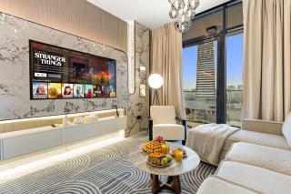 Lakeside Luxury Living in Al Maryah Island - Abu Dhabi - 0