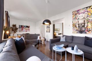 LiV MTL Chic-2 Spacious 4BR Near Downtown MTL - Montréal - 0