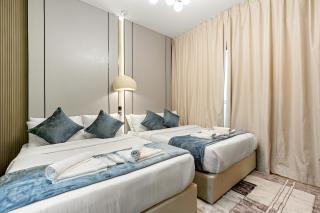 Lakeside Luxury Living in Al Maryah Island - Abu Dhabi - 1