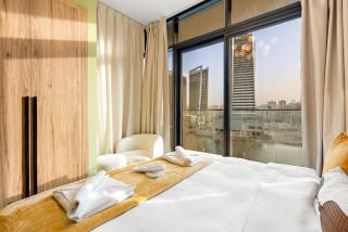 Lakeside Luxury Living in Al Maryah Island - Abu Dhabi - 6