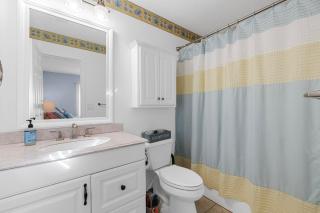 Cozy Beach Cottage, Steps to Ocean & Shops by myBeach Vacation Rentals - Myrtle Beach - 1