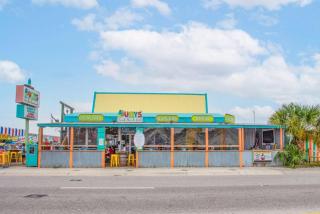 Crescent Sunset Villa by myBeach Vacation Rentals - Myrtle Beach - 5
