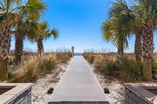 Direct Oceanfront Ocean Drive- Indoor Pool- Slps 8 by myBeach Vacation Rentals - Myrtle Beach - 3