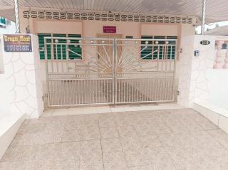 Cream Roof Homestay - - 9