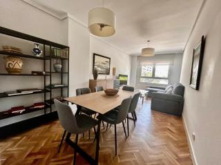 The Local Stay - San Sebastian - 0
