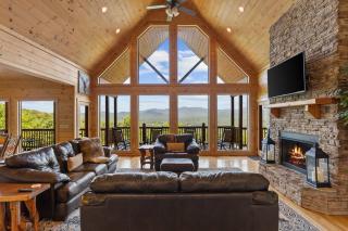 Stunning Mtn Views Sleeps 10 Hot Tub Game Room - Mineral Bluff - 3