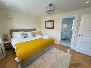 The Grand Royal Kilburn House - 4BR/3BR w Parking - Londra - 6