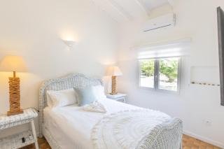 Barefoot Beach Bungalow - Baie Longue - 4