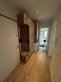 Luxurious & Spacious Old Bazaar Apartment - Tirana - 6