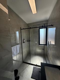 Luxurious & Spacious Old Bazaar Apartment - Tirana - 2
