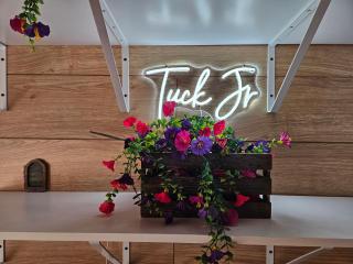 Shipping Container Cabin - Tuck Jr - Lexington - 9