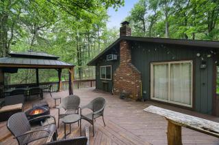 4 Br Cozy Cabin Sleeps 8 Pool Table Arcade Beach - Gouldsboro - 0