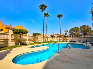 Ático con Terrazas y Piscina en Aguadulce - Roquetas de Mar - 4
