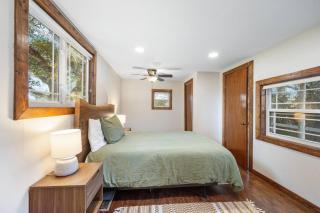 6-min walk to Lake - Home w/Fire-Pit & Pool Table - Marble Falls - 7