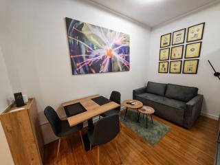 Tesla Street Retreat - Zagreb - 6