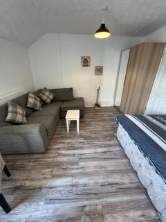 Tredegar studio flat - Tredegar - 4
