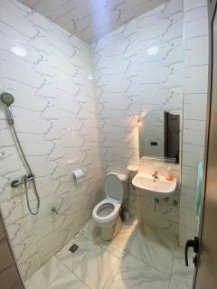 Budget Studio in Prime Central Ideal for Travelers - - 4