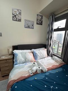 Bayfront Staycation Suite 33 - Pet-Friendly with Pool, Fast WiFi, Netflix - Near MOA, Airport, Manila Bay, PICC and CPP - Manila - 7