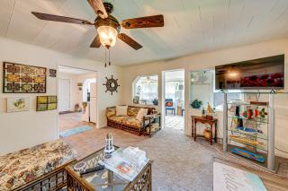 Powers Lake Home with Patio - 9 Mi to Lake Geneva! - Powers Lake - 6