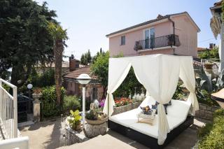 Villa Nika with Sea View and Charming Garden near Opatija - Ika - 3