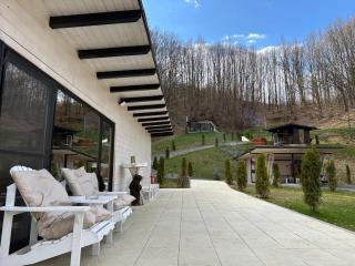 Cabanele din Valea Ursului - Bîrsana - 1