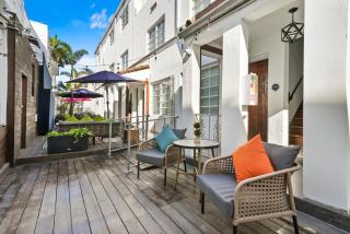 Chesterfield Hotel & Suites - 2