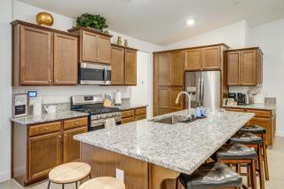 9 Mi to Dtwn Bakersfield Pet-Friendly Home - Bakersfield - 9
