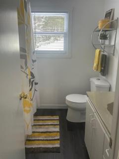 Cozy Chalet with Breathtaking Mountain View - 5