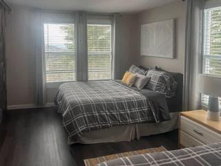 Cozy Chalet with Breathtaking Mountain View - 7