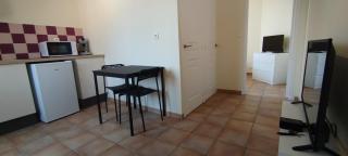 Budgetbnb Escaillon - Tolone - 7