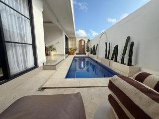 Bali Bird Villa Canggu - 0