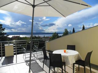 Ferienwohnung mit großer Terrasse mit Meerblick für fünf Personen - Selce - 0