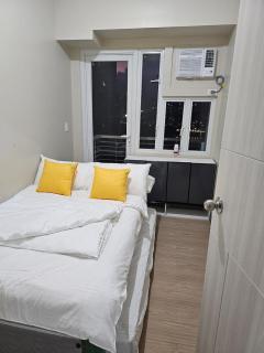 Suntrust Manila Condo 2 Bedrooms, 2 Balconies - Manila - 2