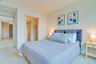 The Perfect Blend of Style and Comfort - Arlington - 6