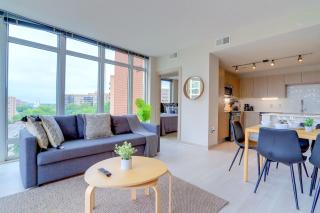 The Perfect Blend of Style and Comfort - Arlington - 3