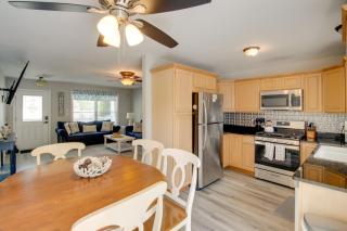 Charming Somers Point House with Private Pool! - Somers Point - 0