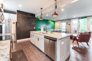 Pet-Friendly Abode with Balcony in East Nashville! - 2