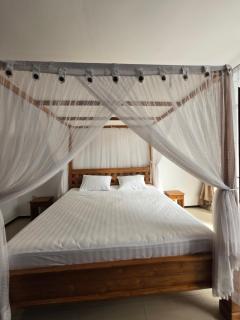 Serenity Nirvana Palace -Private Rooms & Suitable for families Jimbaran - 2