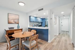 Beautiful Updates - Relaxing Views - Close to Pool - Naples - 1