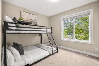 Social Haus Trendy 3BR Townhome in Bridgeland YYC - 7
