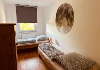 Stilvolles 3 Zimmer Apartment in Gerwisch, Top - Ambiente, mit Parkettboden und eigenem Balkon - Gerwisch - 3