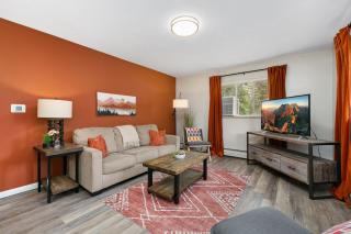 Old Town Condo by Library Park Walk Everywhere! - Fort Collins - 0