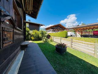 Chalet cosy savoyard, cœur de village, proche pistes - FR-1-505-221 - 6