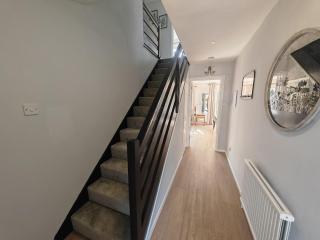 Piping House 4bedroom - Otterbourne - 4