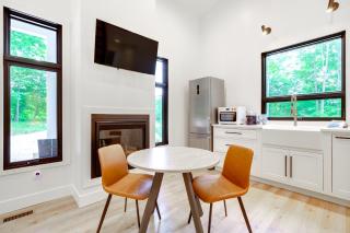 Modern Bellaire Cabin Less Than 5 Mi to Lake and Slopes! - Bellaire - 8