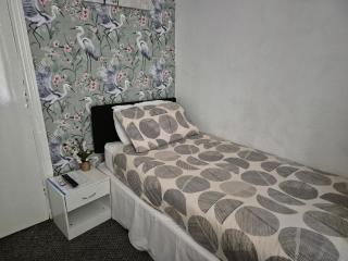 Glendor Hotel - 3