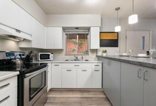 Stylish Condo in the Heart of Old Town - Fort Collins - 7