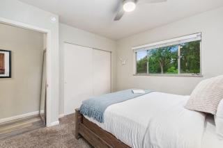 Stylish Condo in the Heart of Old Town - Fort Collins - 2