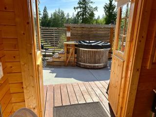 Garden Bay Hideaway - Glamping & RV - 6