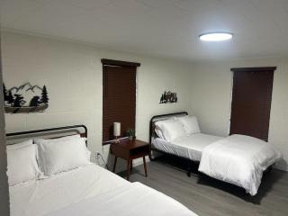 Cookson Resort - Tenkiller Cabin 2 - 4